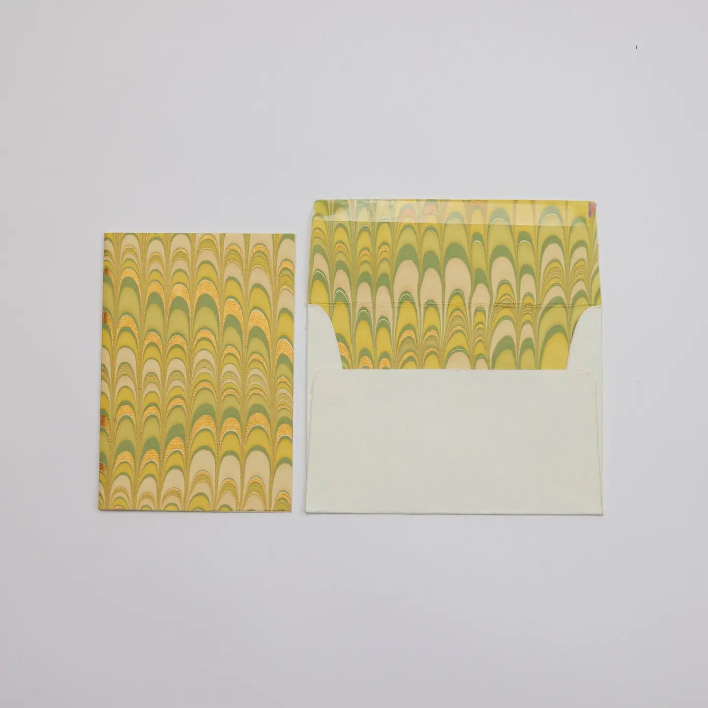 Scallops Daffodil | Paper Mirchi Hand Marbled Greeting Card
