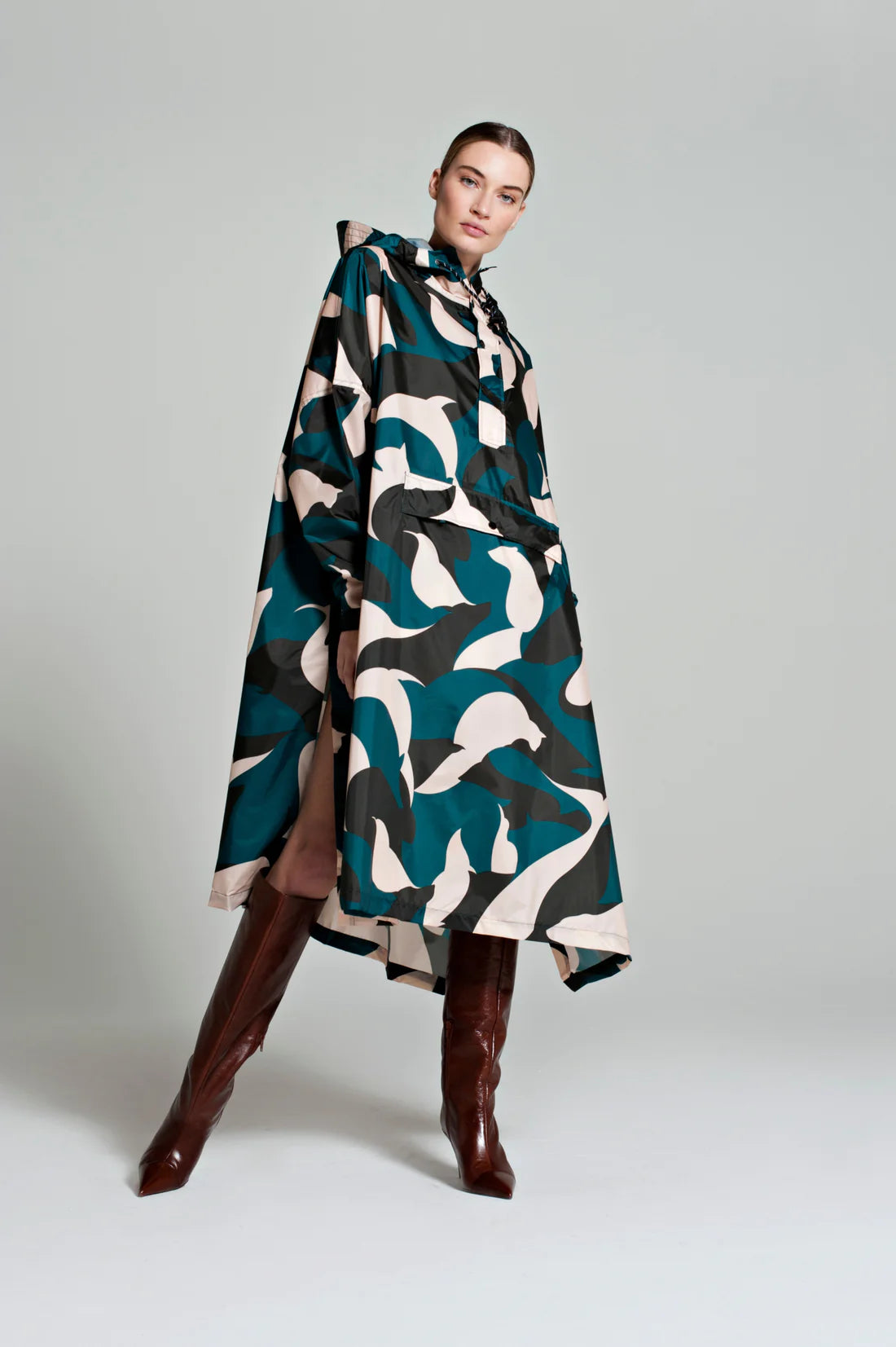 Malika Favre Animo Petrol | Rainkiss Poncho