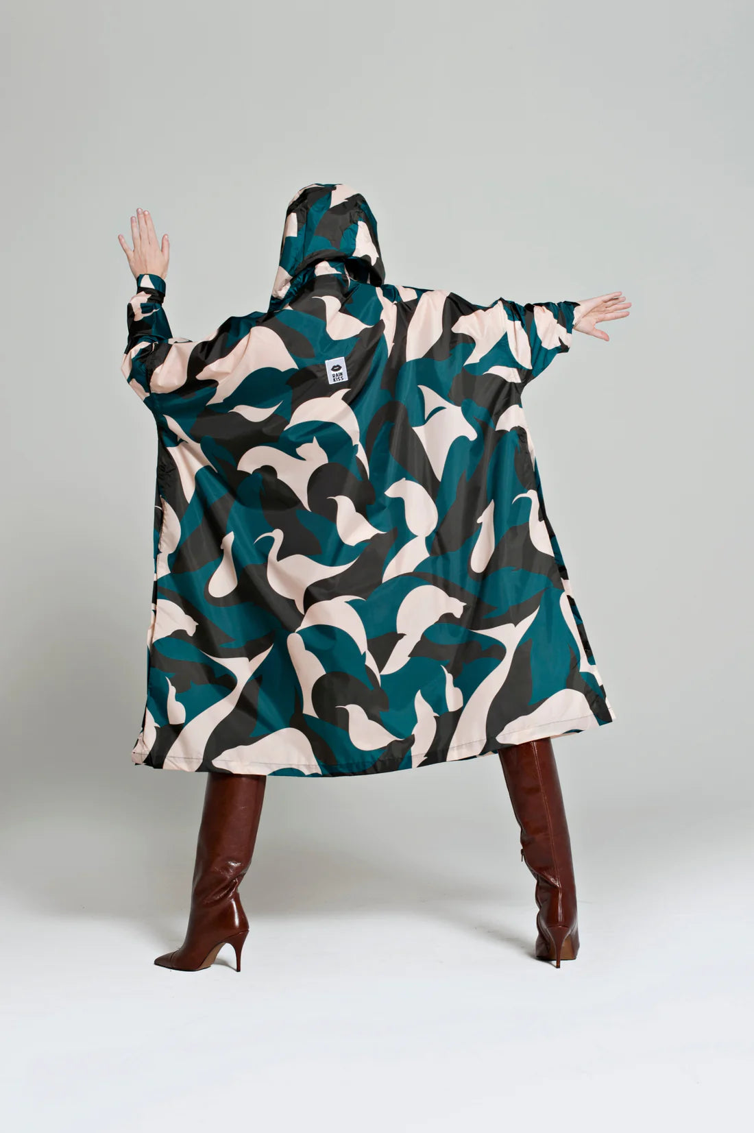 Malika Favre Animo Petrol | Rainkiss Poncho
