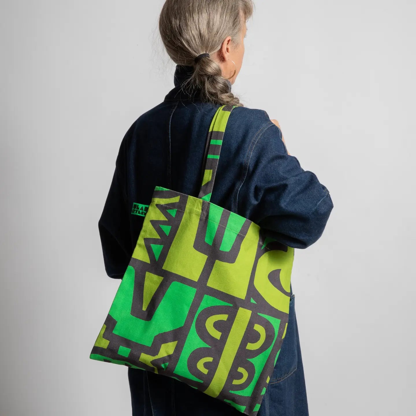 Irregular Sleep Pattern | Chameleon Tote Bag