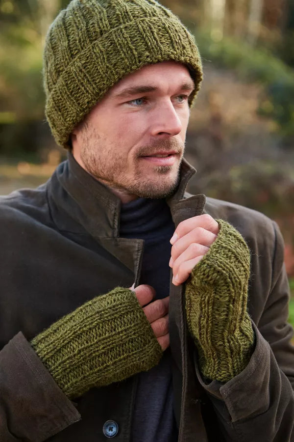 Men’s Fairtrade Shetland Wool Handknitted Wrist Warmers | Moss Green