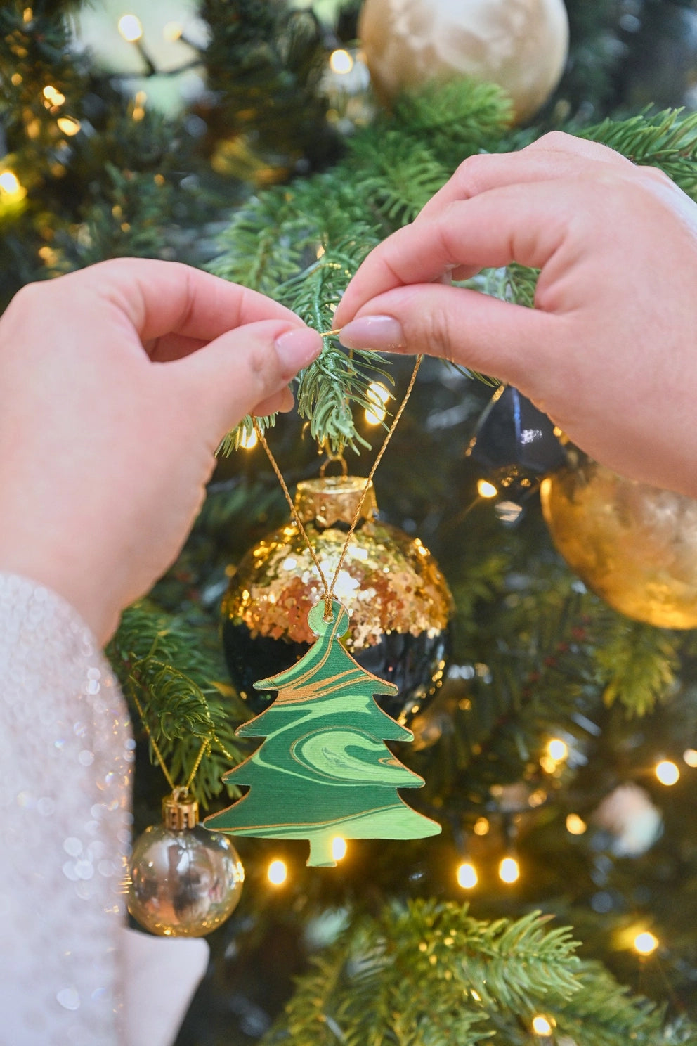 Tree Emerald | Marble Ornament Greeting Card