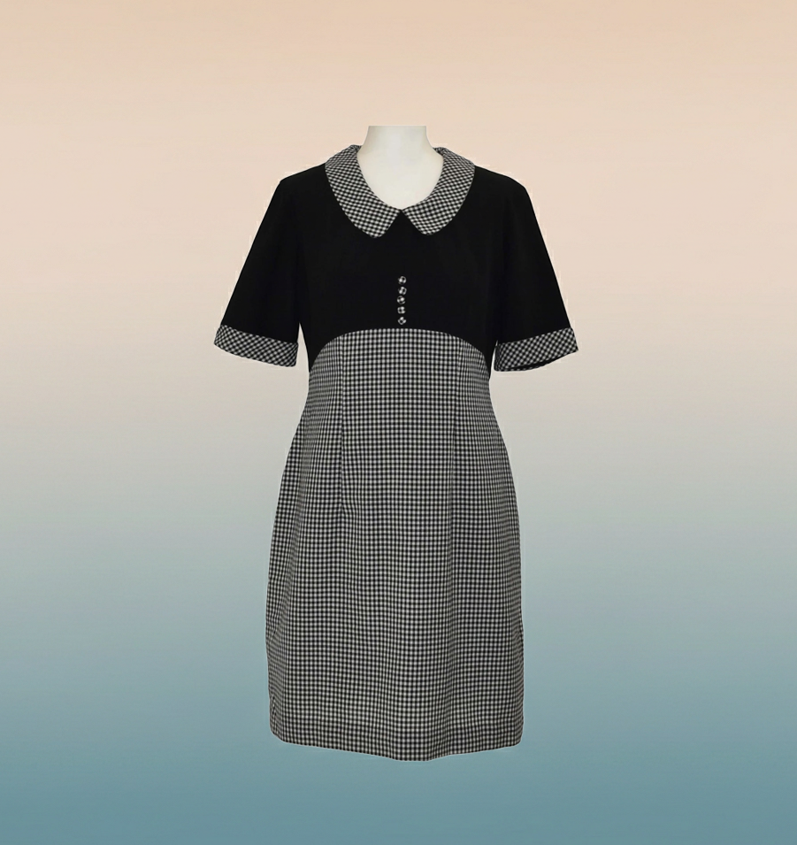 1960’s Gingham Penny Collar Wool Dress | Vintage