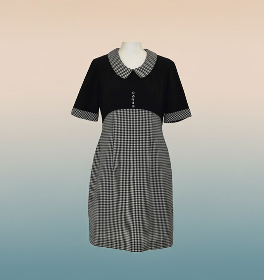 1960’s Gingham Penny Collar Wool Dress | Vintage